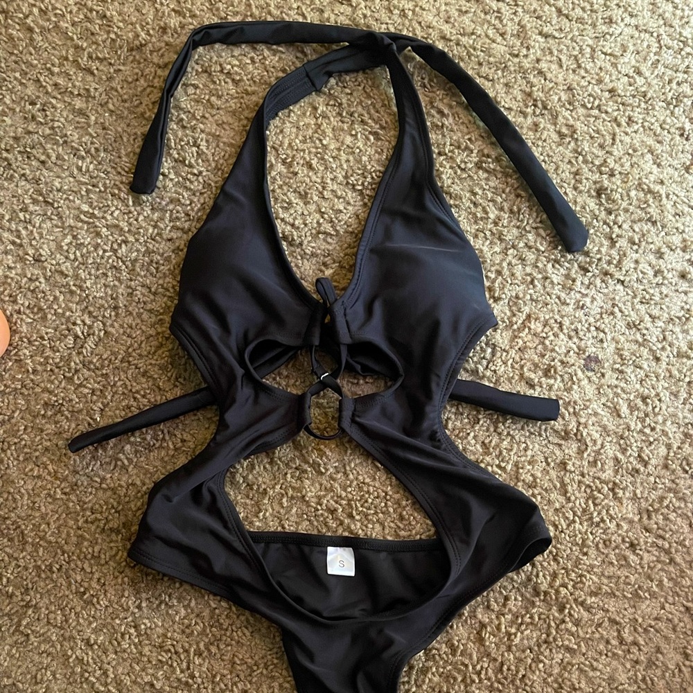 SM one piece swimsuit